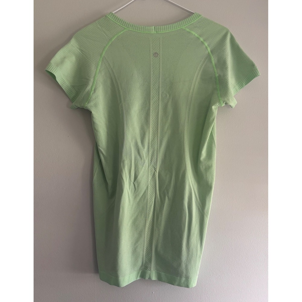 Lululemon Swiftly Tech Short Sleeve Green Heathered Pistachio Size 8 Tshirt - Picture 5 of 5